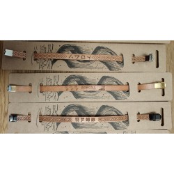 30 sztuk brązowych, skórzanych bransoletek w stylu vintage z zapięciem grawerowanym laserowo w kolorze czarnym. B03